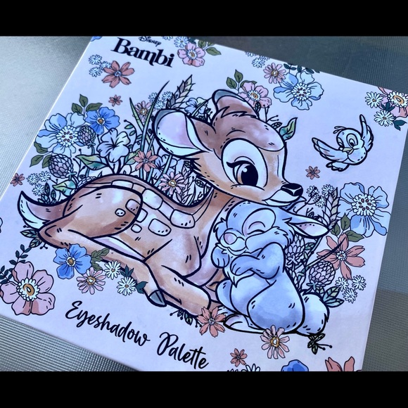 Bambi🦋Eyeshadow Palette - Picture 3 of 10